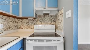 411 Lakewood Circle B709