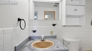 411 Lakewood Circle B709