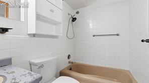 411 Lakewood Circle B709