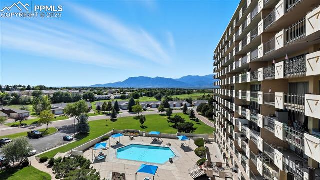 411 Lakewood Circle B709