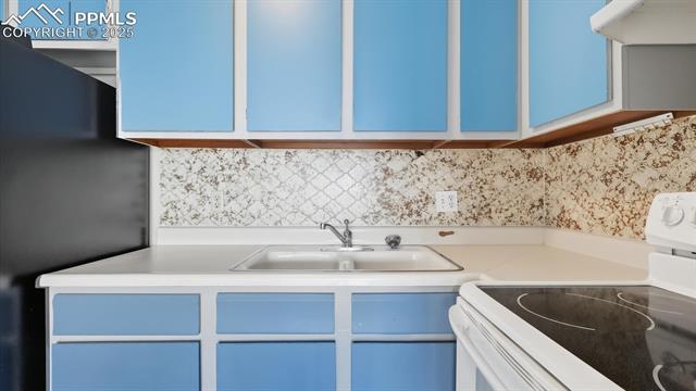 411 Lakewood Circle B709