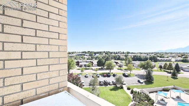 411 Lakewood Circle B709