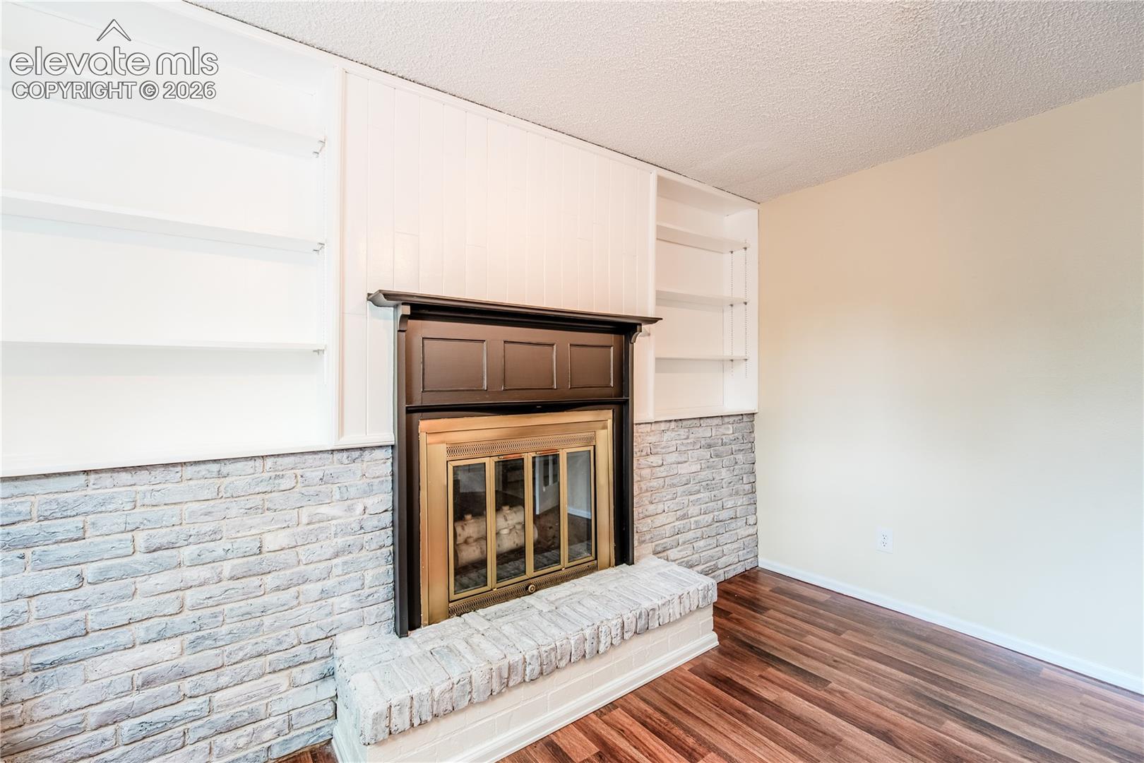 5233 Cambria Drive
