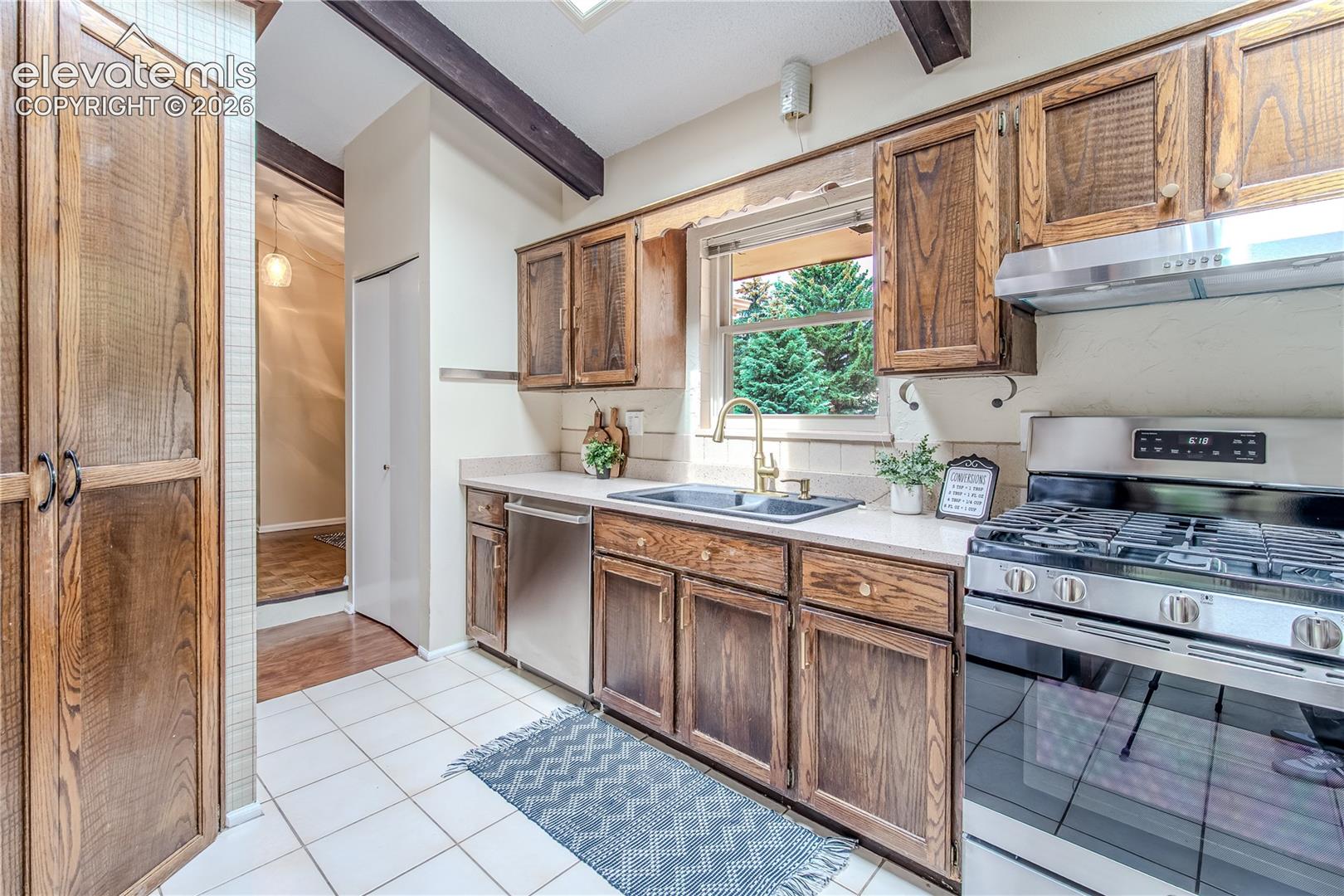 5233 Cambria Drive