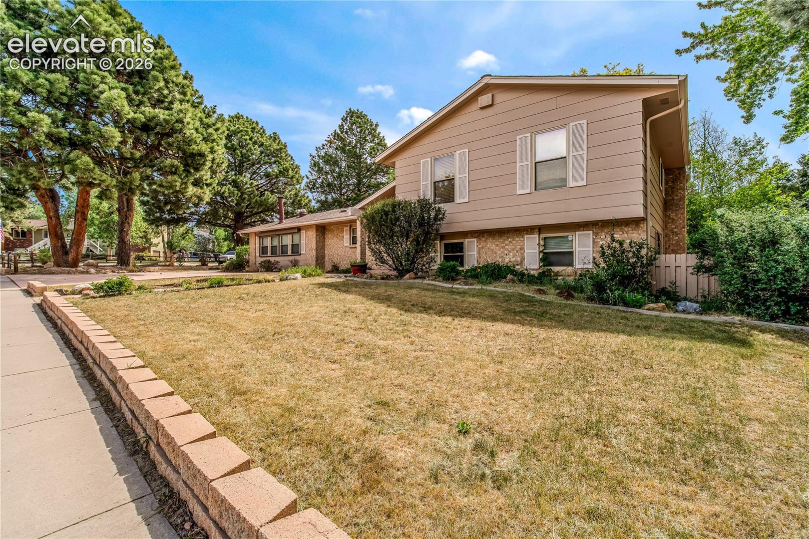 5233 Cambria Drive