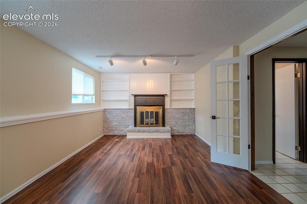 5233 Cambria Drive