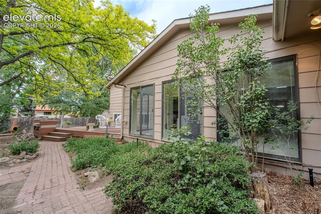 5233 Cambria Drive