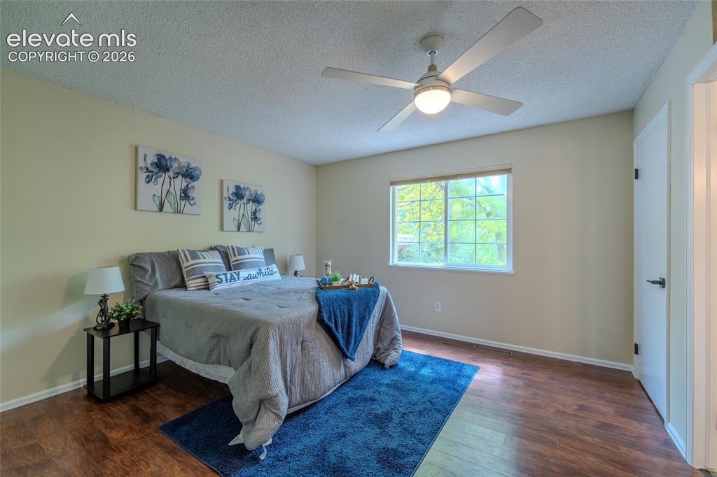 5233 Cambria Drive