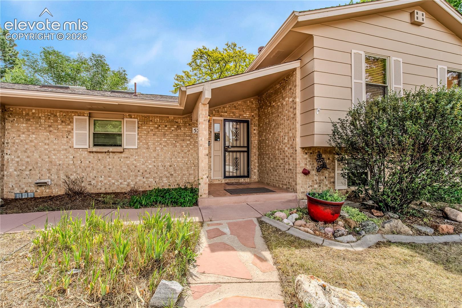5233 Cambria Drive