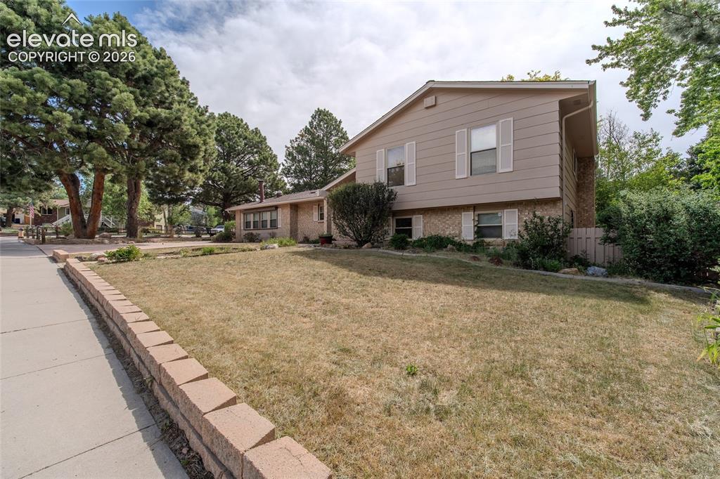 5233 Cambria Drive