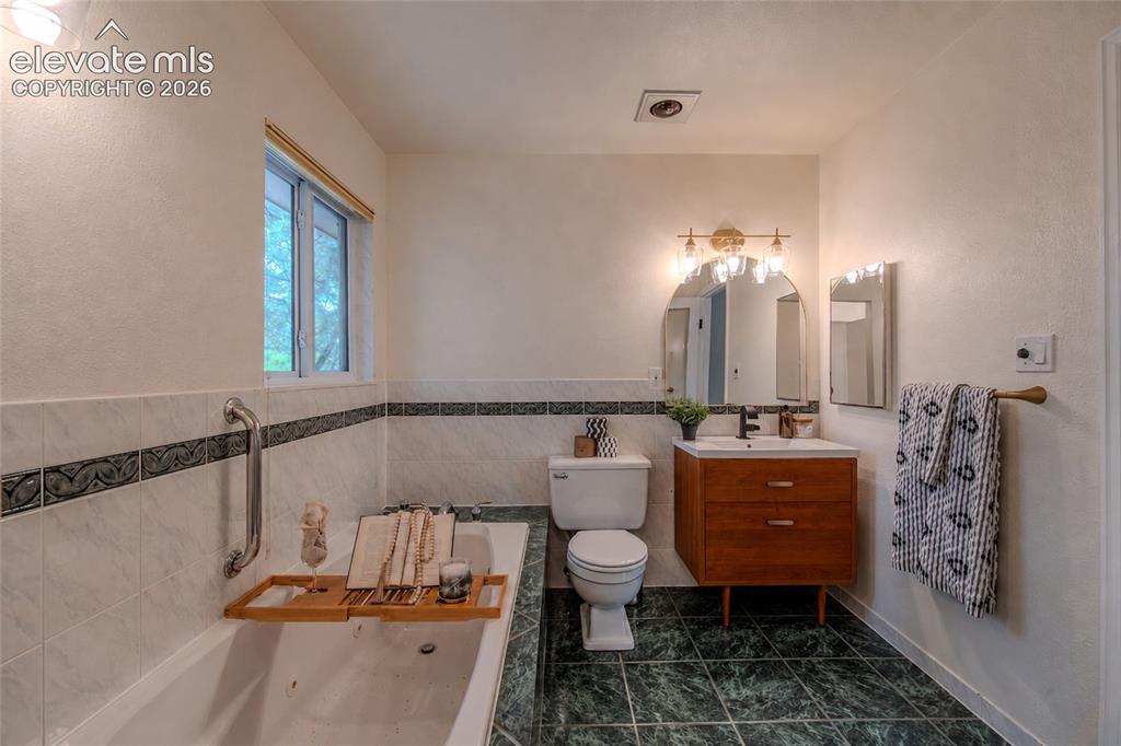 5233 Cambria Drive