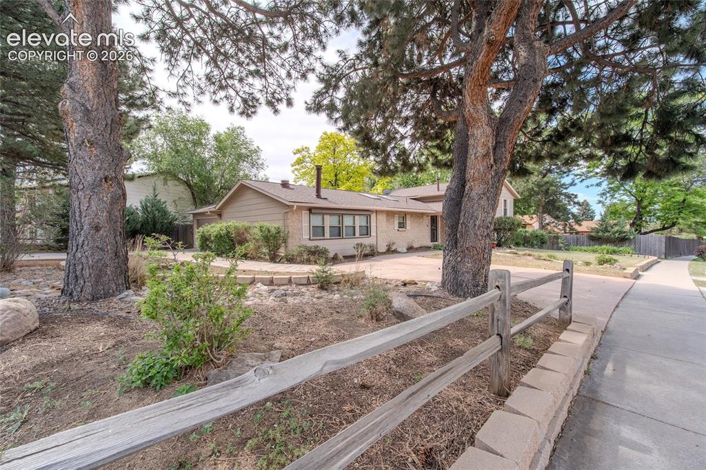 5233 Cambria Drive
