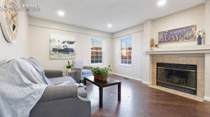 295 Peck Court