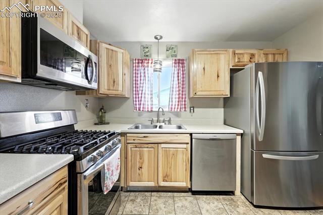 1512 Keaton Lane