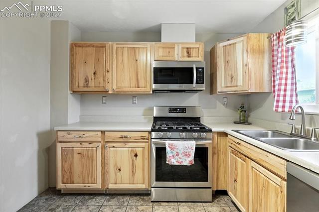 1512 Keaton Lane