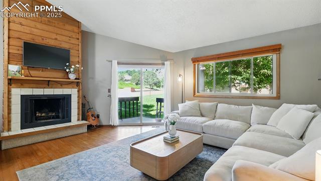 821 Pebblewood Drive