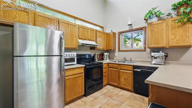 821 Pebblewood Drive