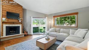 821 Pebblewood Drive