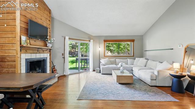 821 Pebblewood Drive