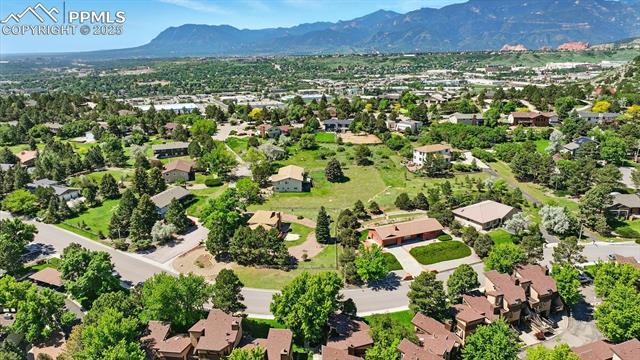 821 Pebblewood Drive