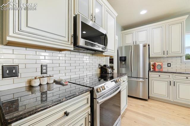 7318 Willow Pines Place