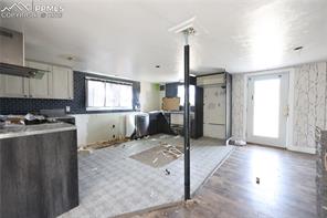 2402 W 17th Street