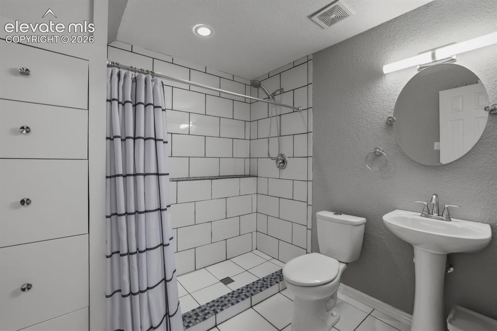 5424 Country Heights Drive