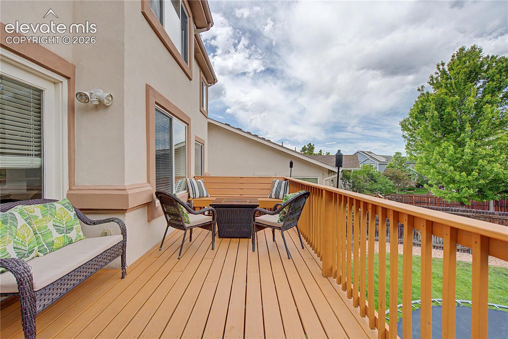 7001 Oasis Butte Drive