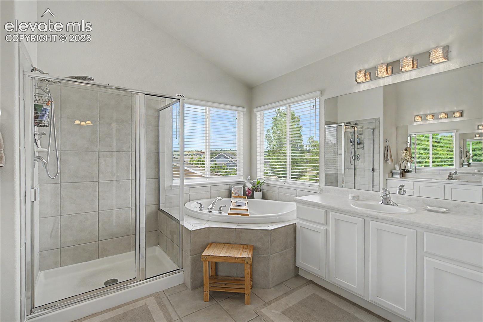 7001 Oasis Butte Drive