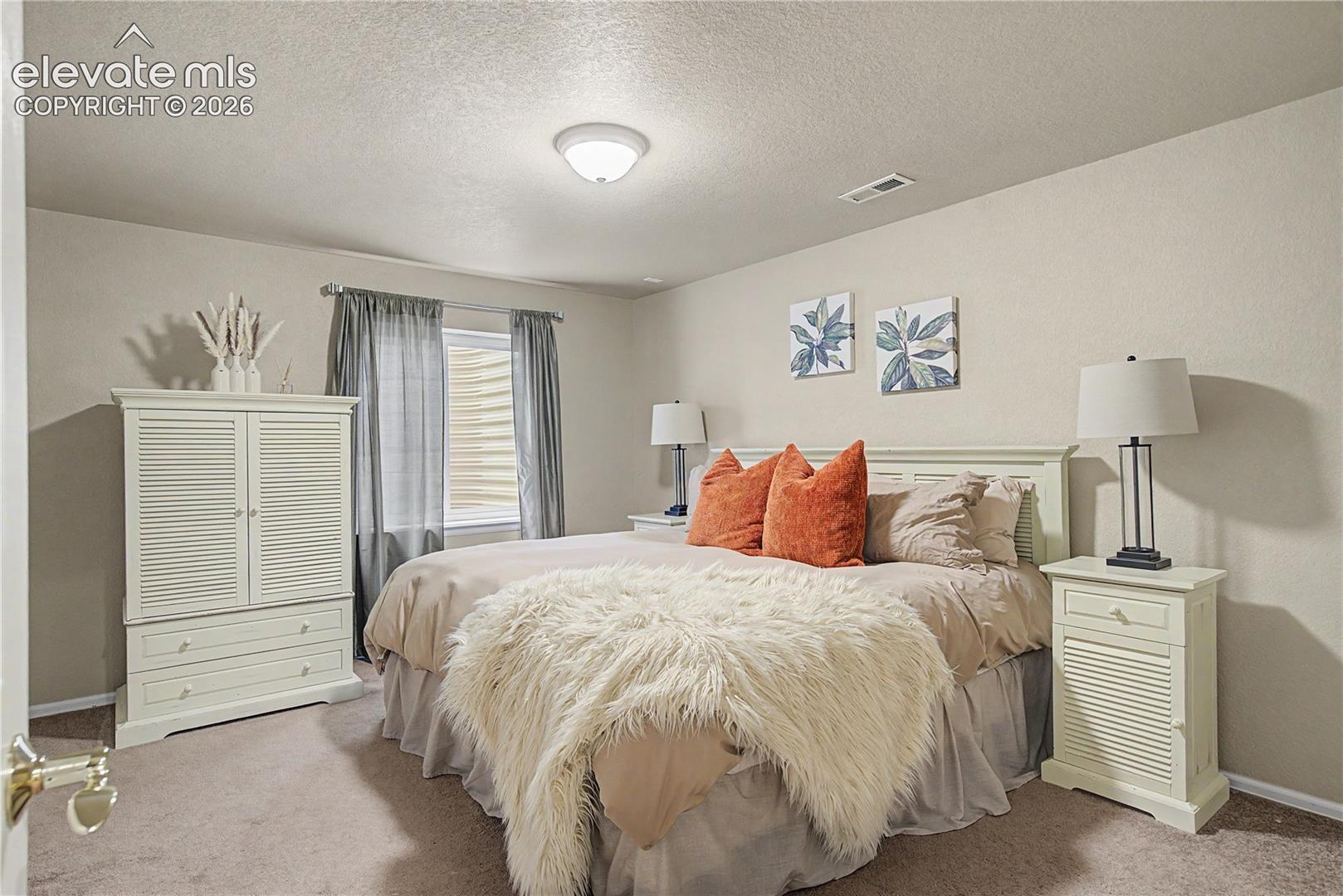 7001 Oasis Butte Drive