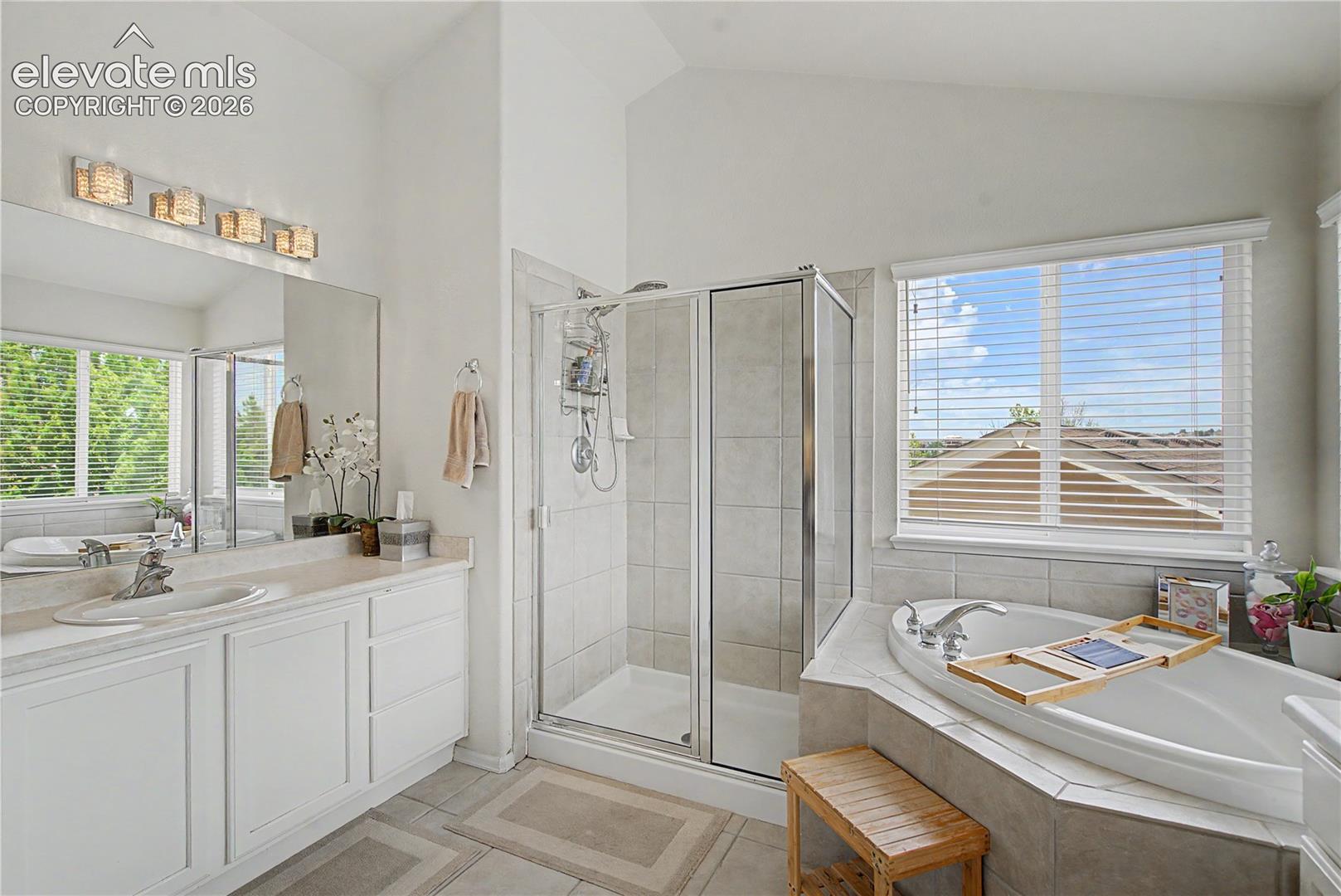 7001 Oasis Butte Drive