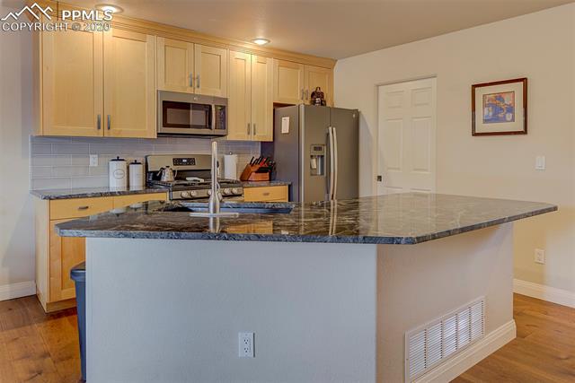 3231 W Pikes Peak Avenue