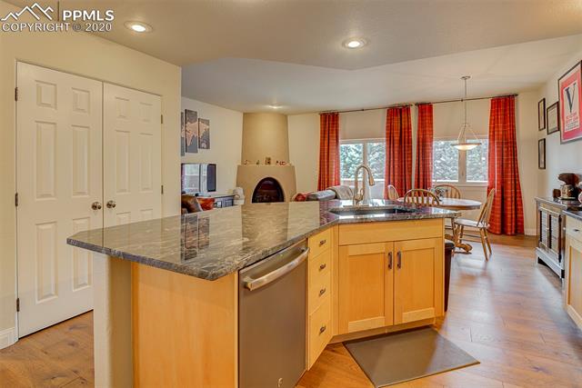 3231 W Pikes Peak Avenue