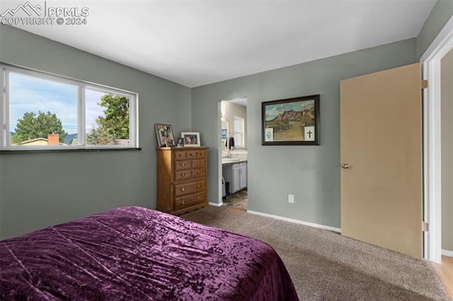 5570 Del Paz Drive
