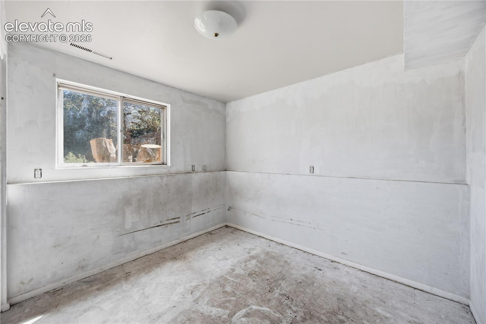 1471 Southmoor Drive
