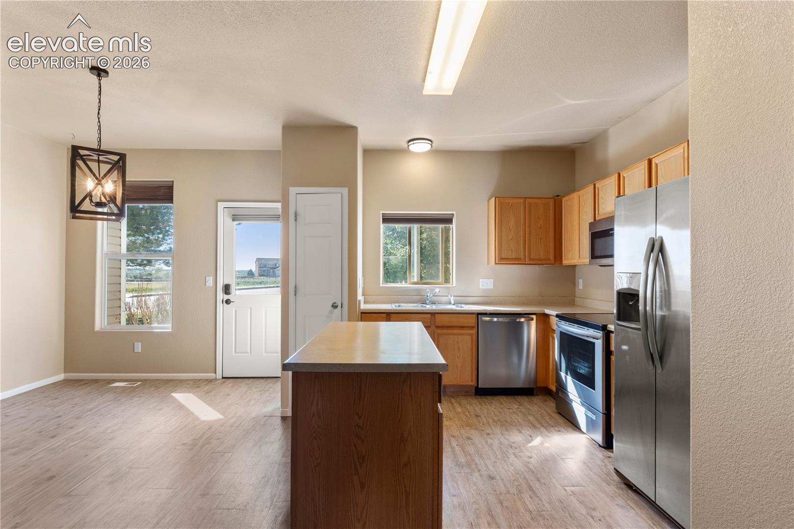 7698 Sandy Springs Point