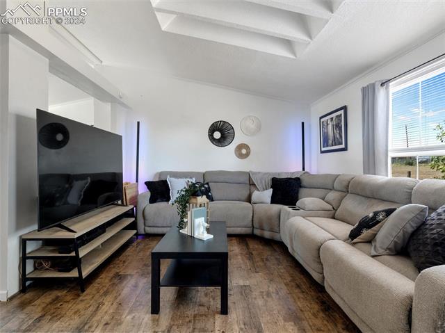 1287 N Ladonia Drive