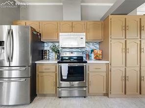1287 N Ladonia Drive
