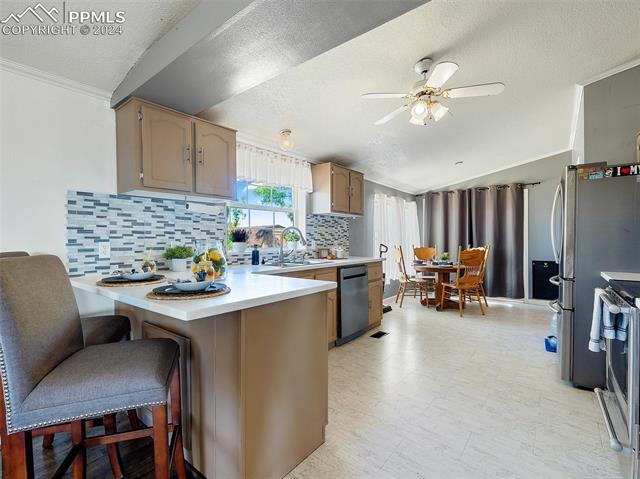 1287 N Ladonia Drive