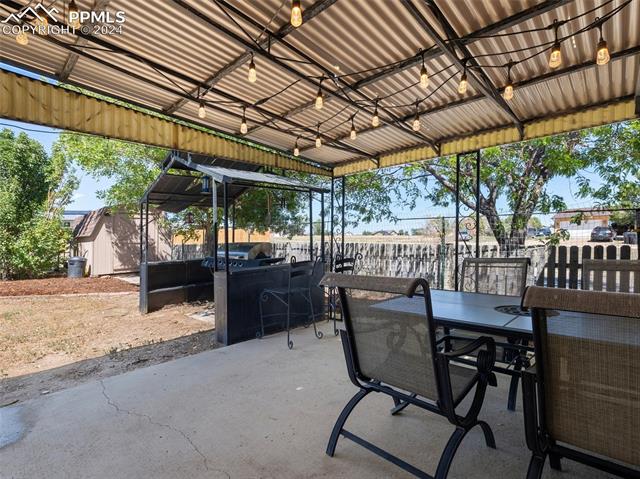 1287 N Ladonia Drive