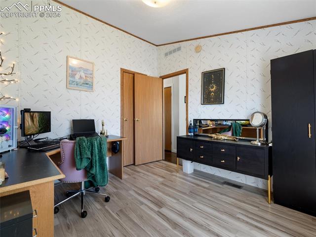 1287 N Ladonia Drive