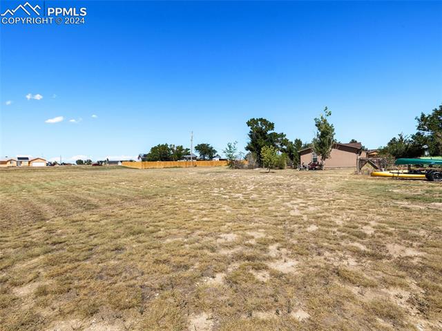 1287 N Ladonia Drive