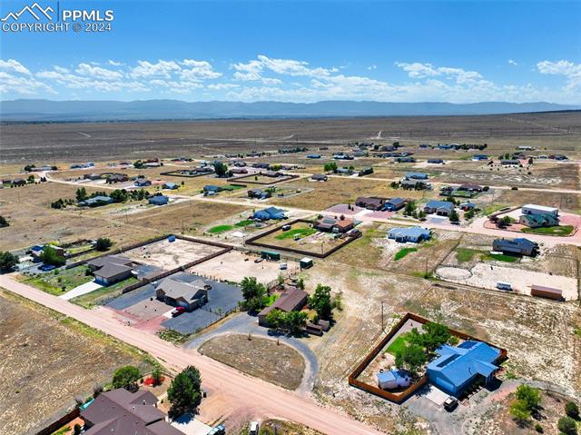 1287 N Ladonia Drive