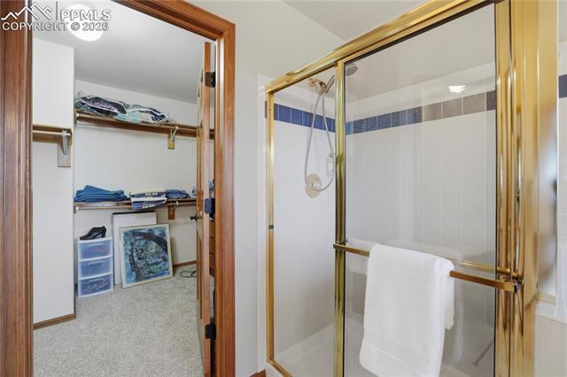 2502 Kinderhook Lane