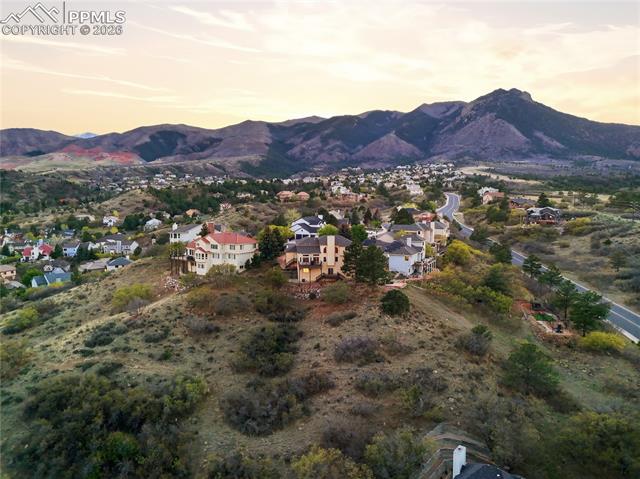 2502 Kinderhook Lane