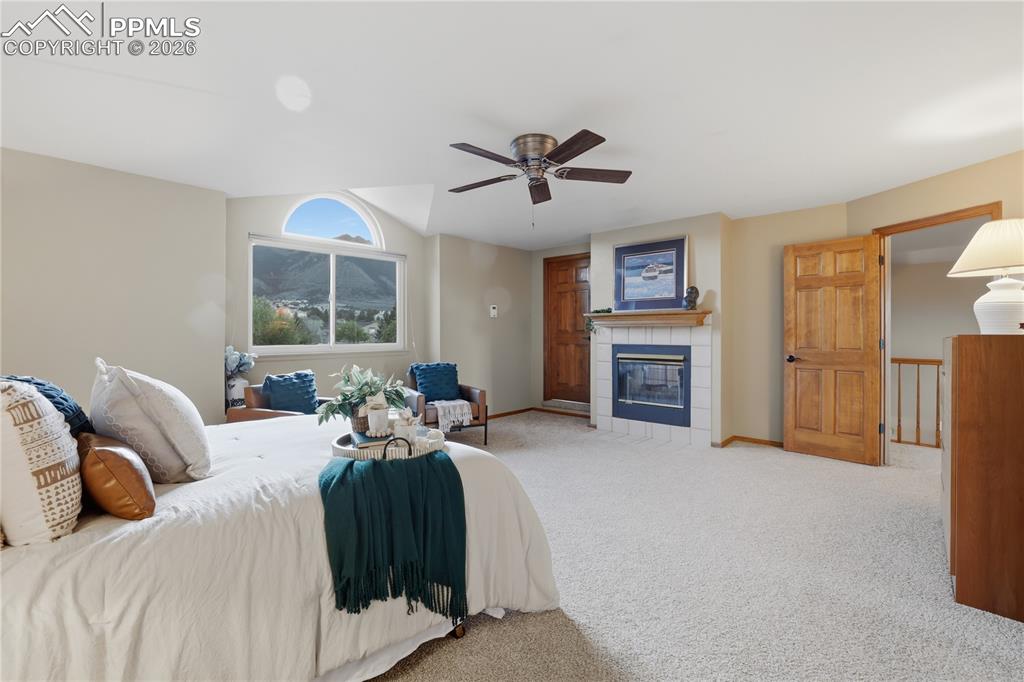 2502 Kinderhook Lane