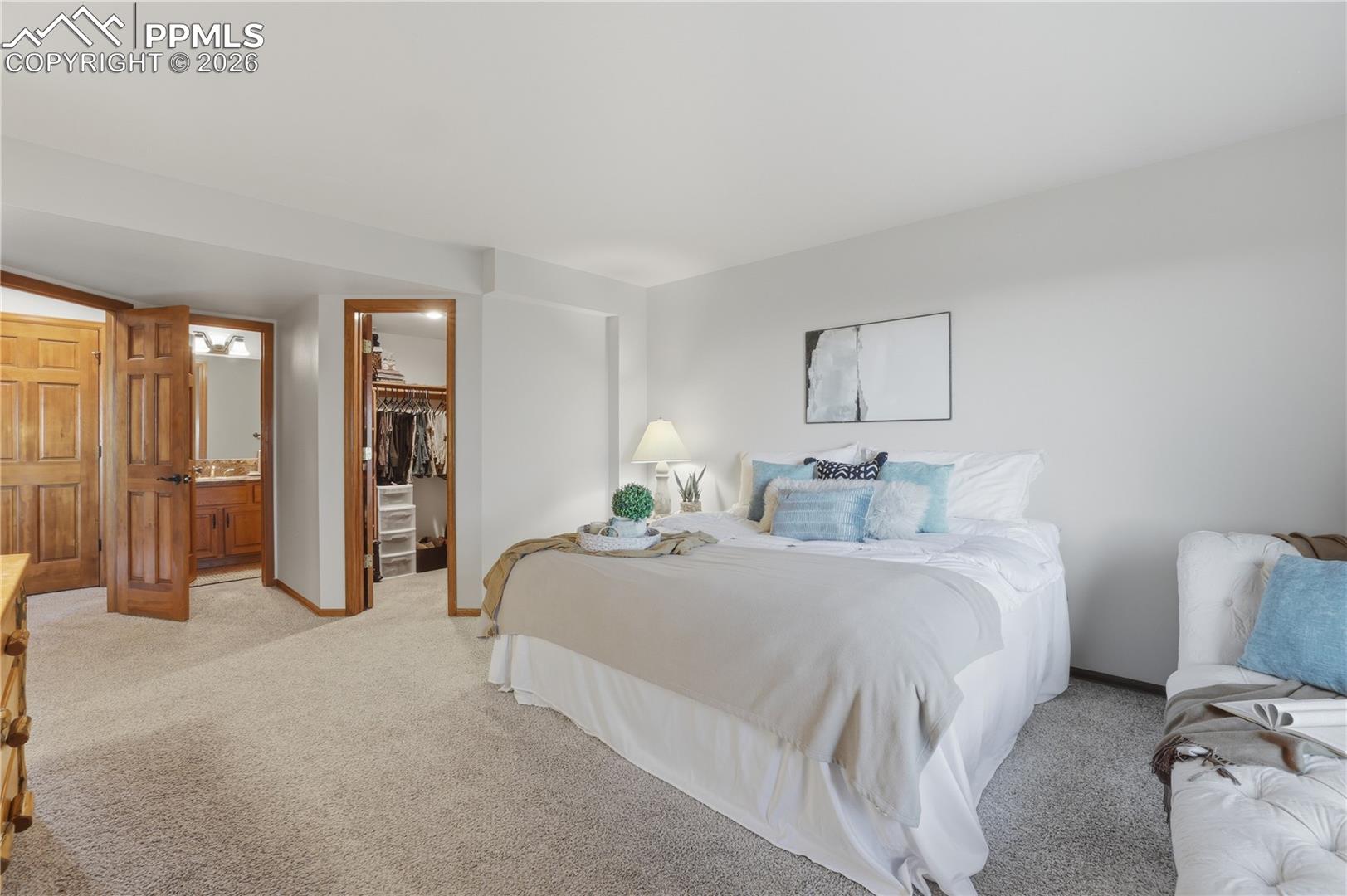 2502 Kinderhook Lane