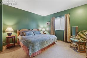 2502 Kinderhook Lane