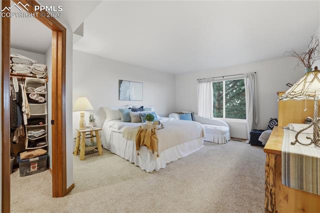 2502 Kinderhook Lane