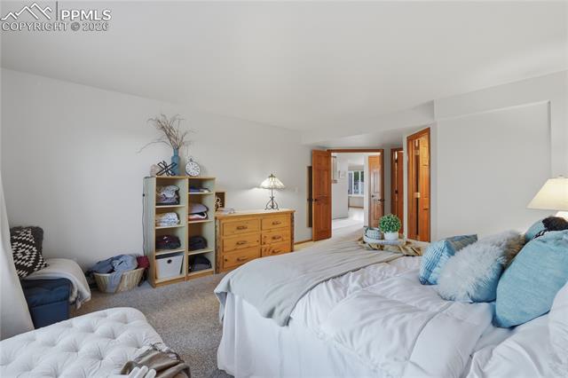 2502 Kinderhook Lane